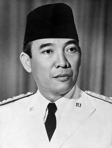 Soekarno atau Sukarno?