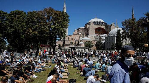 Aya Sofya ternyata properti pribadi Sultan Mehmet. Ada kutukan bagi siapa saja  yang mengubah masjid ini.