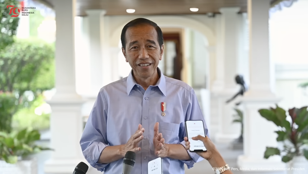 Video yang diduga wawancara cegat (doorstop) pura-pura Presiden Jokowi heredar luas dan mendapat respon media dan netizen.