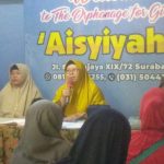 Anak-anak non panti tak luput dari perhatian pengurus Panti Asuhan Yatim Putri (PAYP) Aisyiyah 1 Baratajaya. Program pembinaan dan santunan menjadi agenda yang kelak akan berkesinambungan.