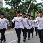 Juara meski tak berniat menang. PCPM Siliragung sukses meraih Juara I Lomba Gerak Jalan Tingkat Kecamatan. Ini sekaligus memperykuat branding Pemuda Muhammadiyah Siliragung. Cerita lucu mewarnai kemenangan mereka.