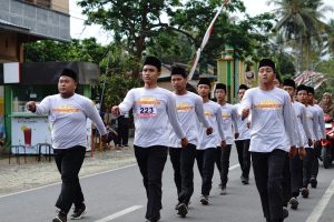 Juara Gerak Jalan Perkuat Siar Pemuda Muhammadiyah Siliragung