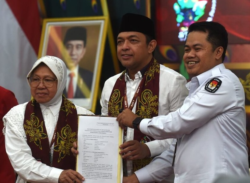 Jawa Timur mencatat rekor dalam Pilkada 2024. Pasalnya, ketiga bakal calon gubenrnur di provinsi ini semuanya perempuan. Mereka adalah Khofofah Indar Parawansa, Luluk Nur Hamidan, dan Tri Rismaharini