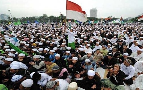 Indonesia baru saja mendapat kunjungan dari Paus Fransiskus. Disebutkan Indonesia adalah negara dengan populasi Muslim terbesar di dunia? Bagaimana data terakhir?