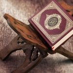 Surat Al-Buruj 1-10 menjelaskan tentang sejarah Ashabul-uhdud. Pada zaman tertentu di mana penguasa saking bencinya kepada umat Islam sampai membunuh umat Islam dengan cara dibakar.