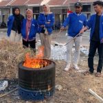 Pembakar sampah minim asap diciptakan mahasiswa Universitas Muhammadiyah Gresik (UMG) ketika Kuliah Kerja Nyata (KKN) Purwodadi, Sidayu.