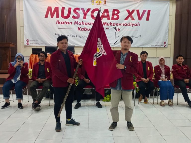 Egie Febriyota terpilih sebagai Ketua Pimpinan Cabang Ikatan Mahasiswa Muhammadiyah (PC IMM) Gresik. Ia menjadi calon tunggal dalam Musyawarah Cabang (Musycab) Ke-XVI.