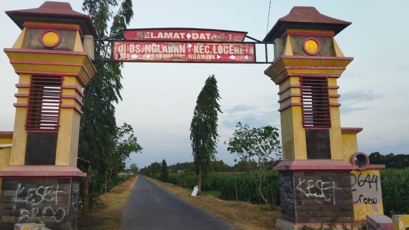 Tanah subur Nganjuk menghasilkan berbagai produk pertanian. Sayangnya, kesuburan tanai itu mulai terancam dengan kehadiran industri.