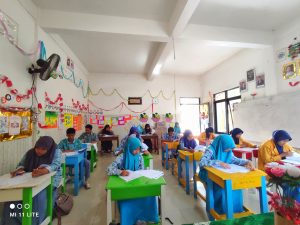 PCM Ujungpangkah Semarakkan Milad dengan Lomba Cerdas Cermat