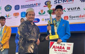 Raih Dua Gelar Juara, Siswa Ini Bikin Bangga Smala