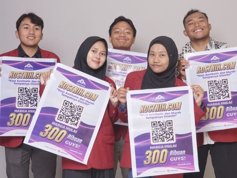 KostNih menjadi platform besutan mahasiswa UMM yang berhasil melaju pada babak final KMI Expo 2024. Platform ini diperuntukkan untuk mencari tempat kos, rumah, atau apartemen.