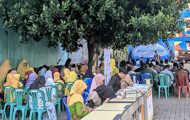 Salat Tahajud di sepertiga malam terakhir jadi amalan kunci membangun takwa. Dari pengajian Ahad Pagi di Menganti, pesan istikamah disuarakan sebagai bekal spiritual pascaramadan.