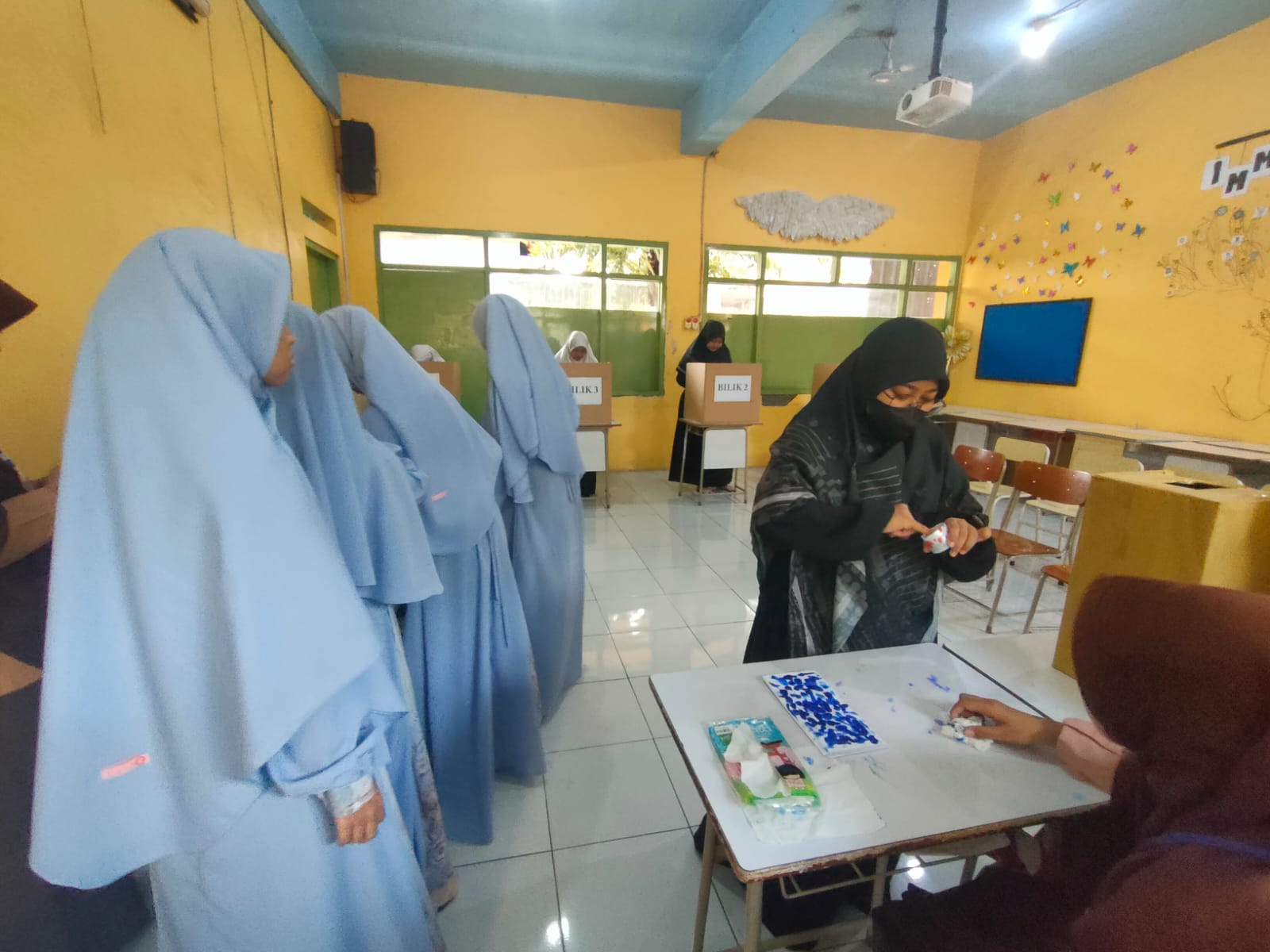 Langkah Awal Santri Menjadi Negarawan: Pemilu Raya Hisfa Al-Fattah