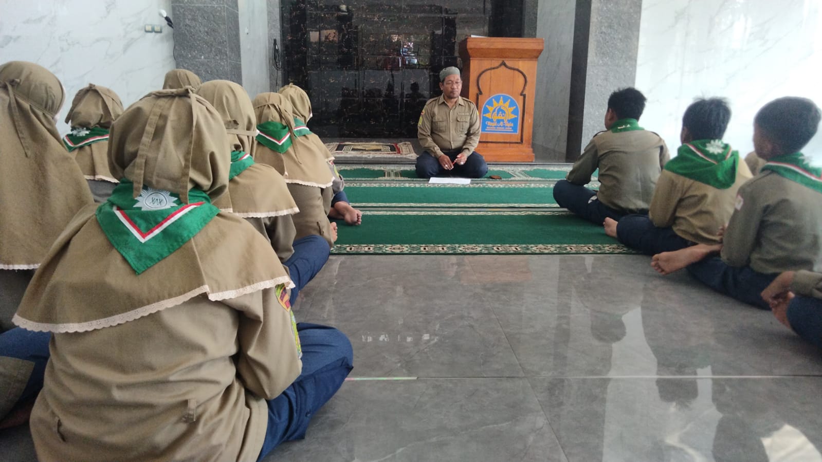 Ujian Praktik Salat Magrib Mendebarkan Jadi Syarat Lulus SD Muhammadiyah Melirang