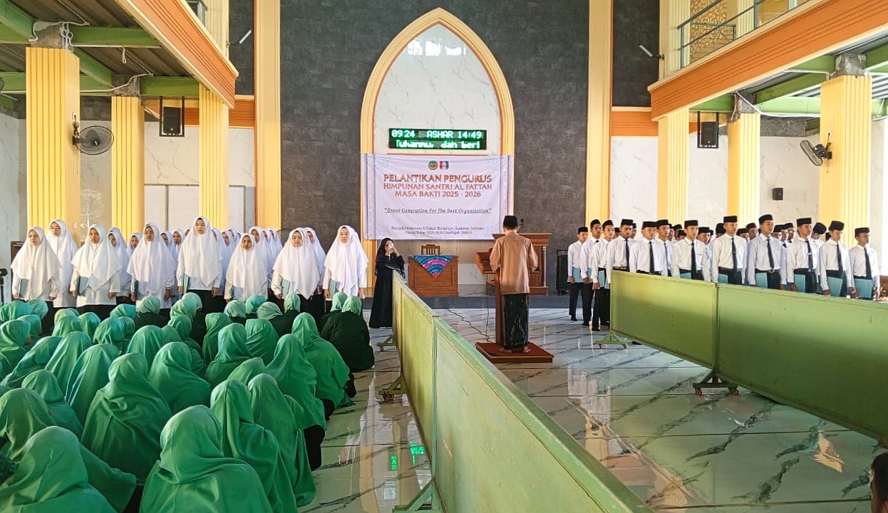 Hisfa Al-Fattah Mantapkan Regenerasi, Kukuhkan Pengurus Baru