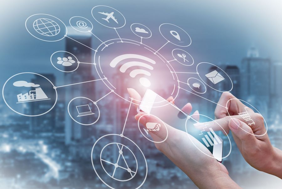 Penguatan Literasi Digital dan Hukum untuk Memerangi Hoaks