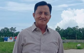 CSR hanya untuk mengejar citra positif perusahaan tanpa melakukan tindakan nyata yang mendukung klaim tersebut. Pemerintah juga lemah mengawasi.