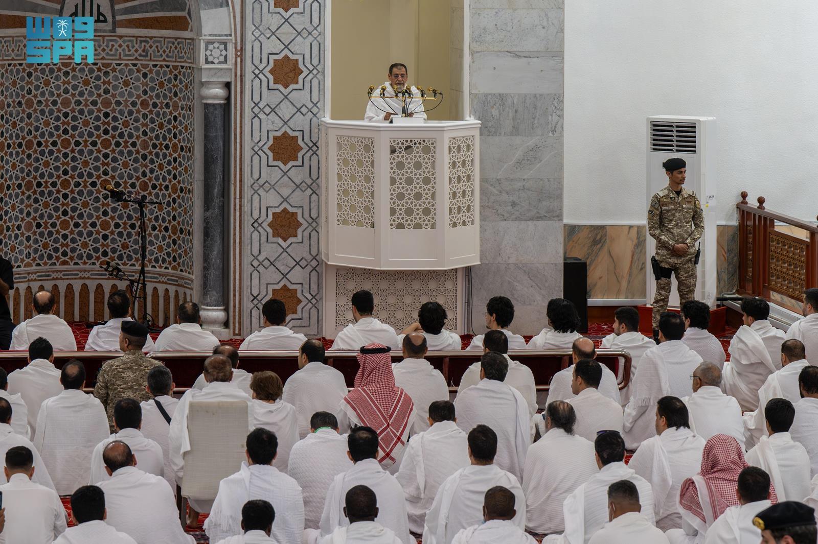 Khotbah Arafah Syekh Saleh bin Humaid Bahas Rukun Iman, Ini Terjemah Lengkapnya