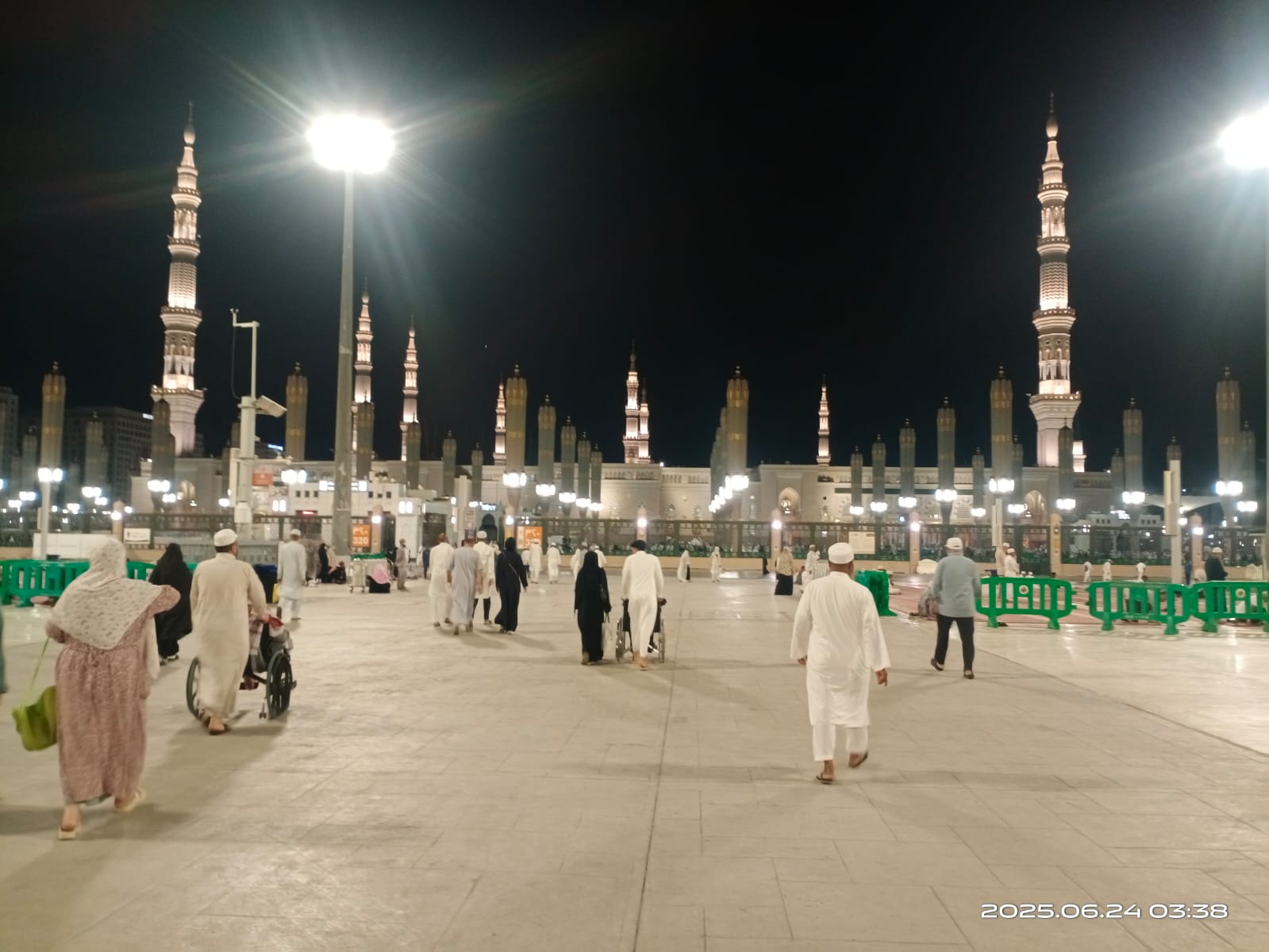 Dari Makkah ke Madinah: Menapak Jejak Sosial Rasulullah