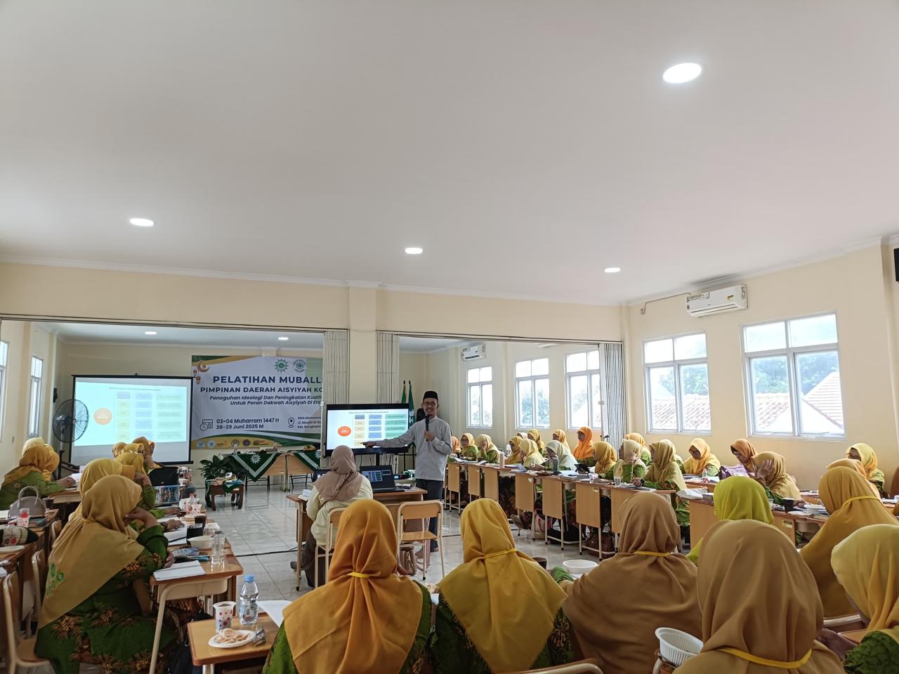 Siap Cetak 1000 Mubaligat, PDA Depok Gelar Pelatihan