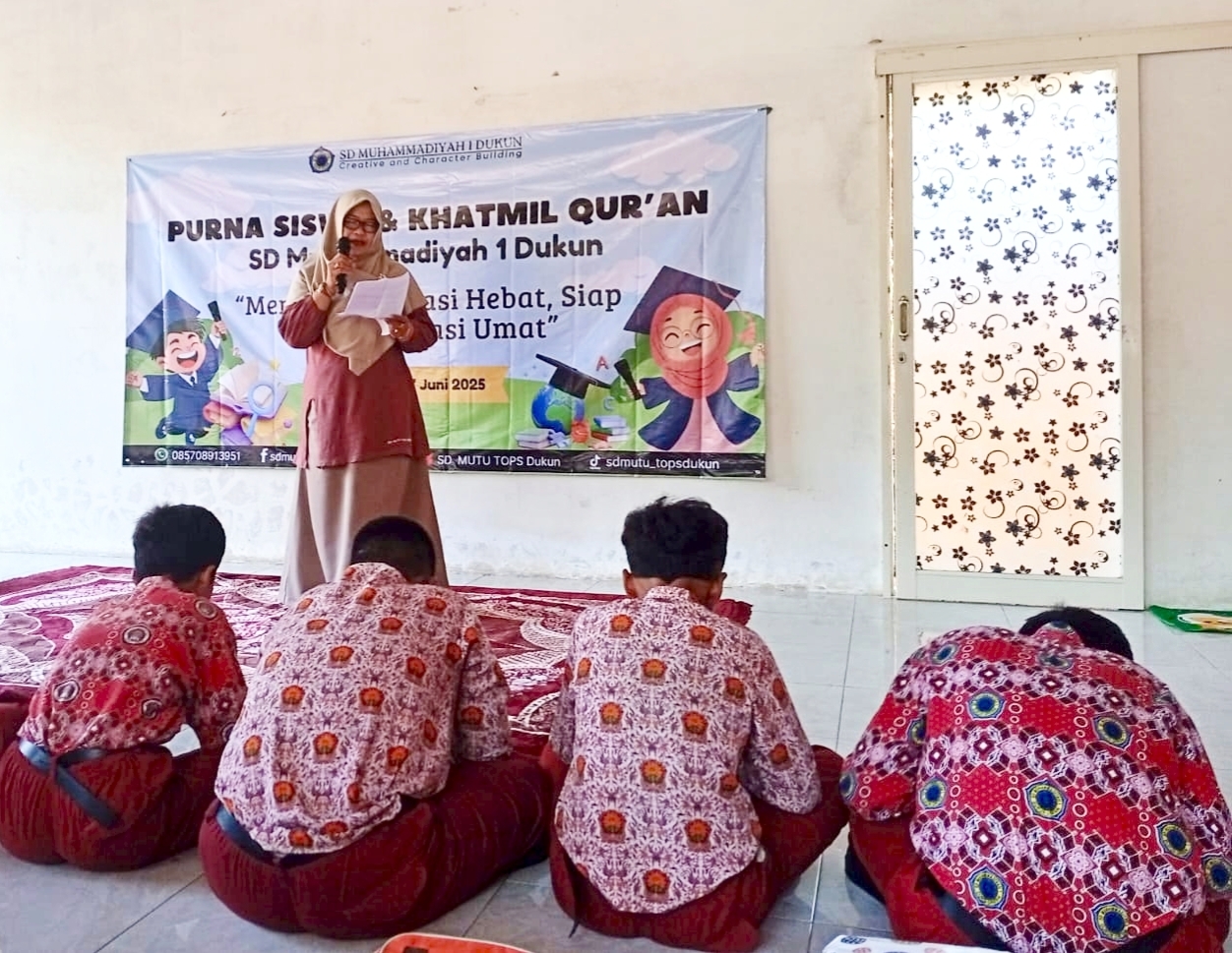 Perayaan kelulusan dan penghargaan siswa berprestasi serta tahfiz juz 30 SD Mutu Dukun, menyisakan kenangan manis di Sekapuk Smartland.
