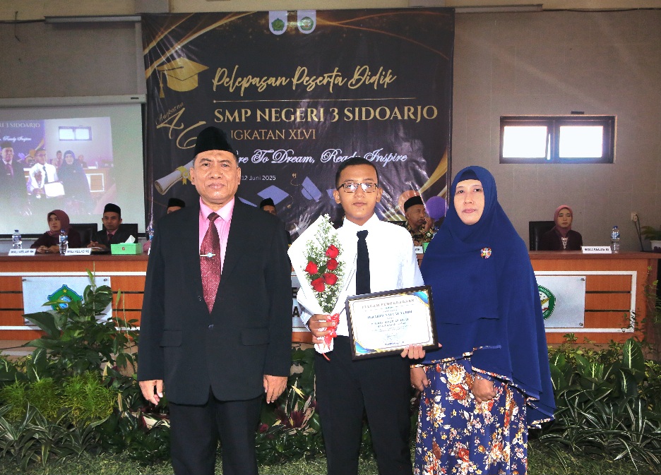 Kisah Ibrahim, Alumnus SMPN 3 Sidoarjo dengan Puluhan Prestasi Akademik