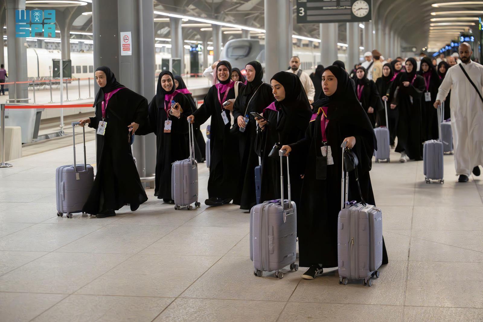 Tawaf Wada Lancar, Jemaah Nafar Awal Tiba di Madinah Disambut Layanan Terpadu