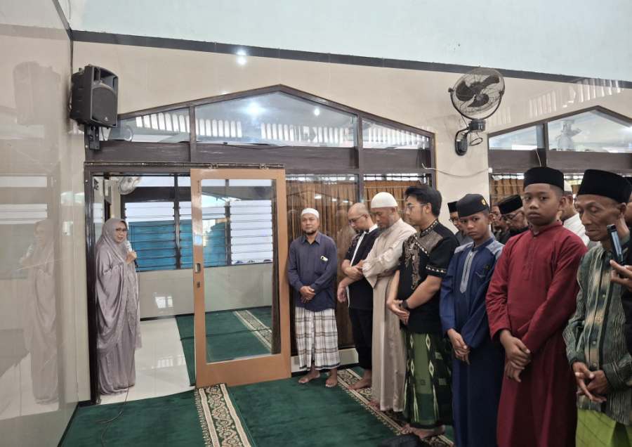 Bupati Hadir Takziah, Puji Peran Dakwah Imam Munir  
