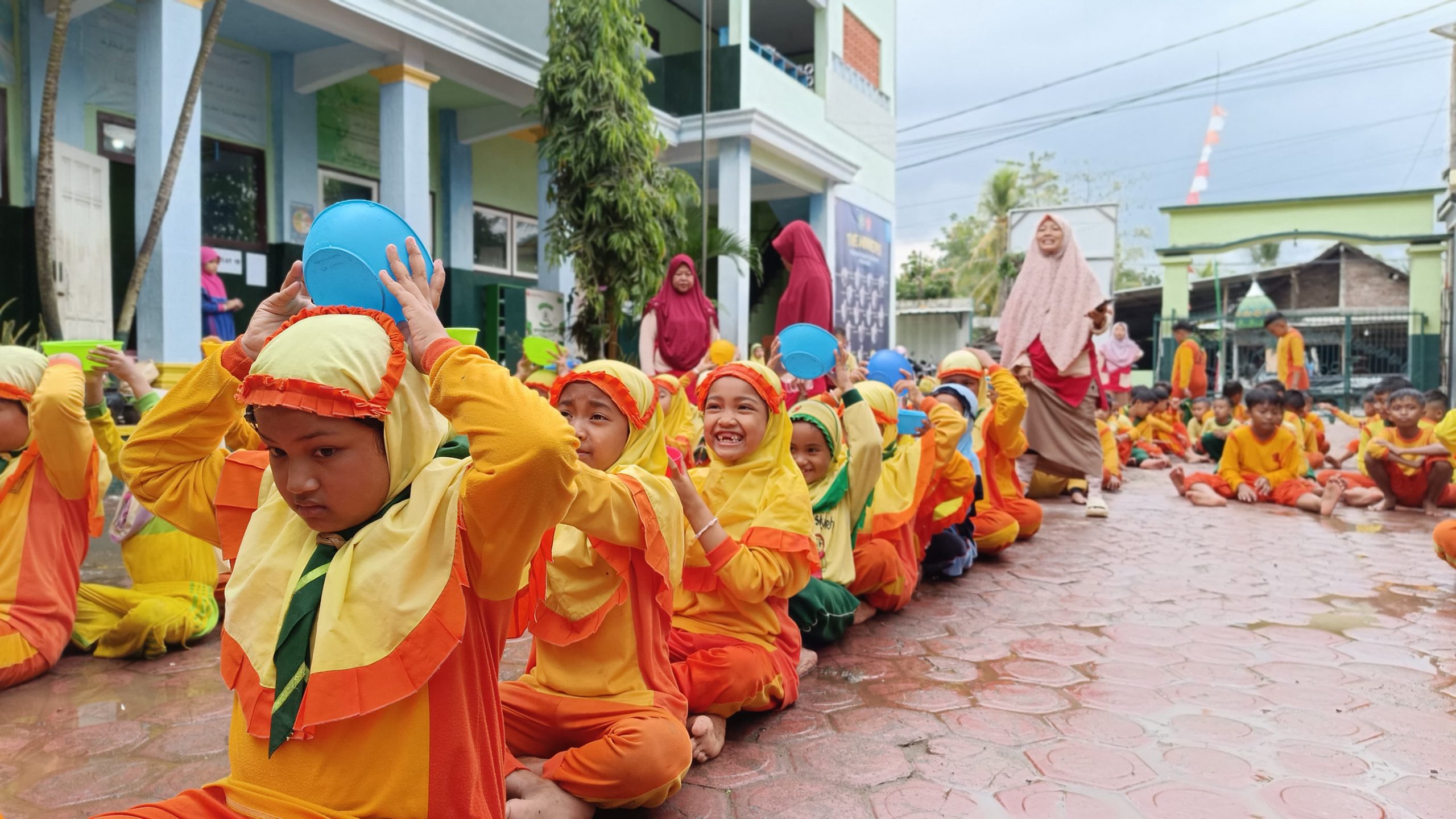 Fortasi Ceria ala Mimude: Tiga Hari Menanamkan Cinta Sekolah dan Tertib Berlalu Lintas