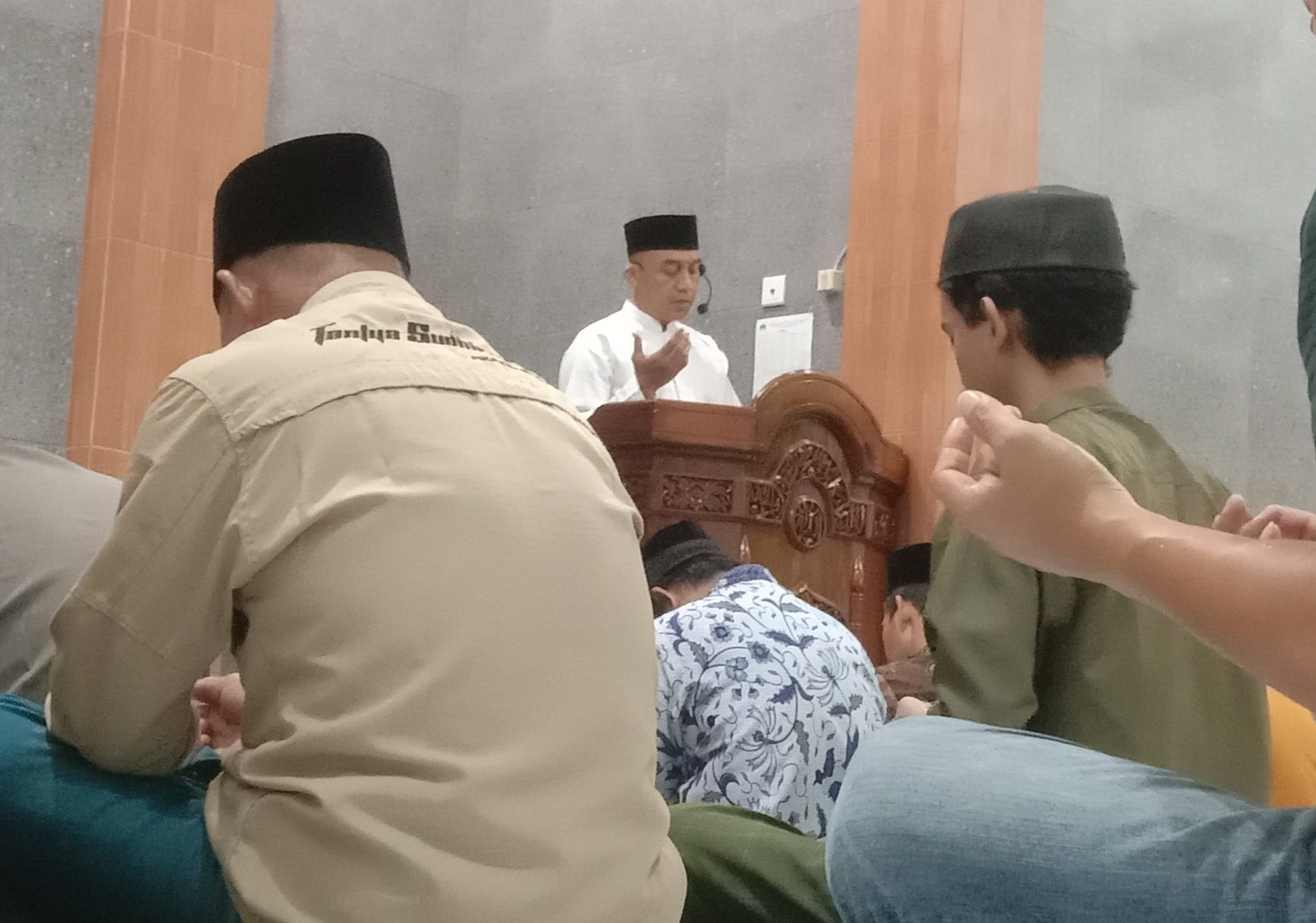 Siarkan Keutamaan Orang Saleh, Jemaah Masjid Al-Ghifari Diajak Terus Berbuat Baik