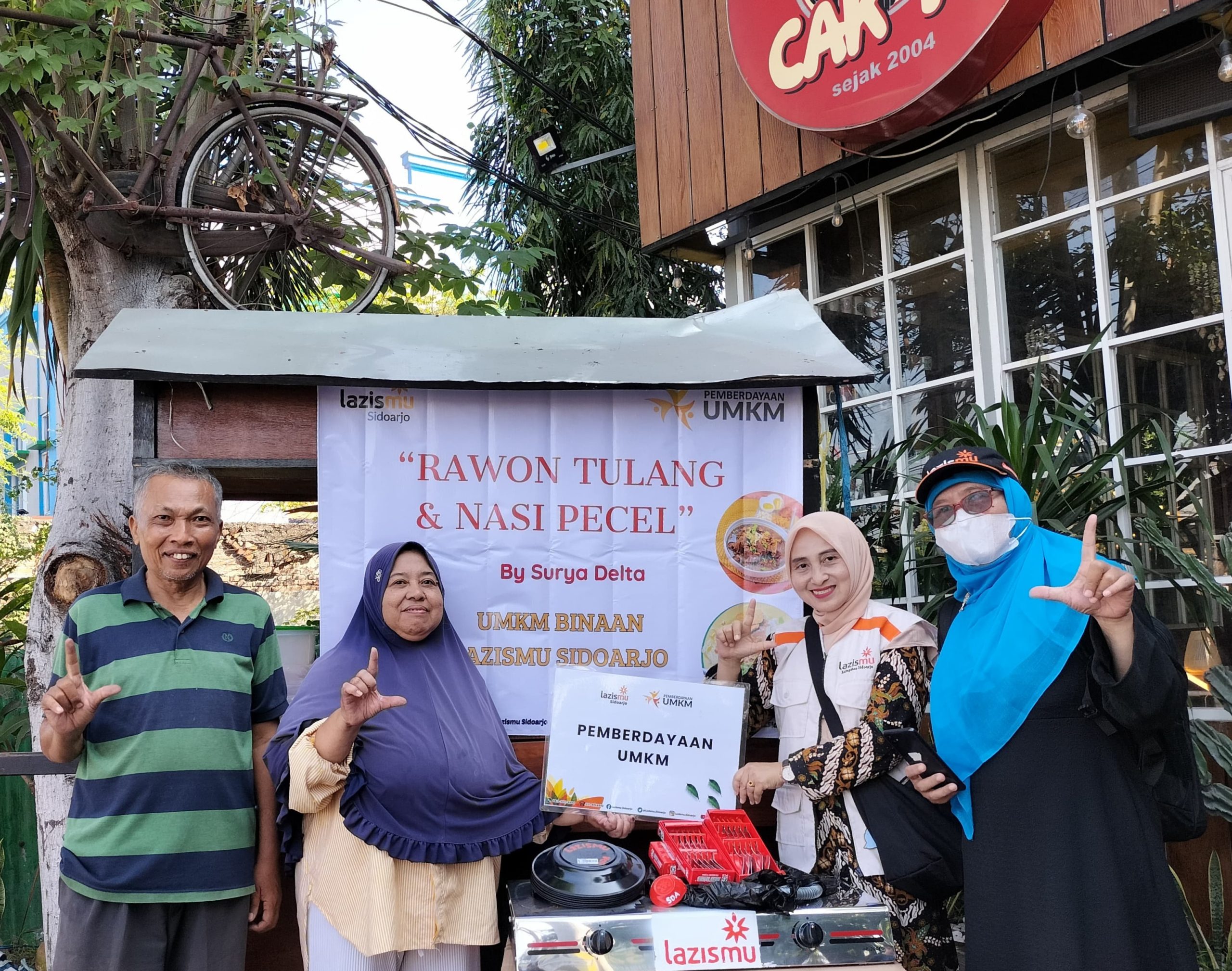 Rawon Tulang Suria Kembali Nampol: Kisah Kebangkitan UMKM Binaan Lazismu Sidoarjo