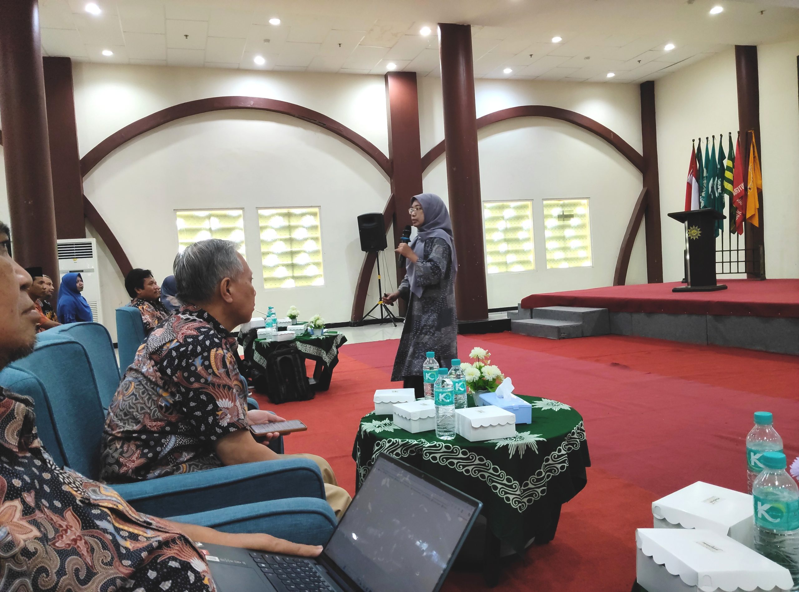 Tsunami Regulasi Pendidikan: Nur Fauziyah Bongkar Arah Baru Kurikulum Merdeka