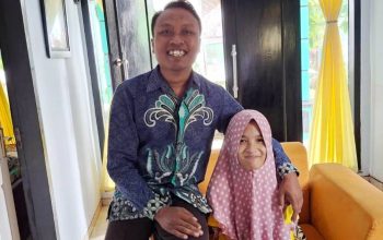 Ulang tahun donatur cilik ini hampir barengan dengan milad Lazismu. Dia menyisihkan uang jajan, tiap bulan disalurkan.