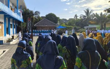 PDM Bondowoso meneguhkan komitmen membangun generasi muda yang cerdas, berakhlak mulia, dan berjiwa nasionalis dengan mengadakan upacara 17 Agustus.