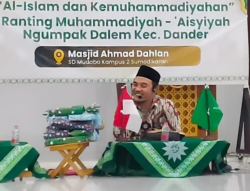 Pengajian Berhadiah PRM Ngumpak Dalem Bojonegoro Disambut Antusias Warga