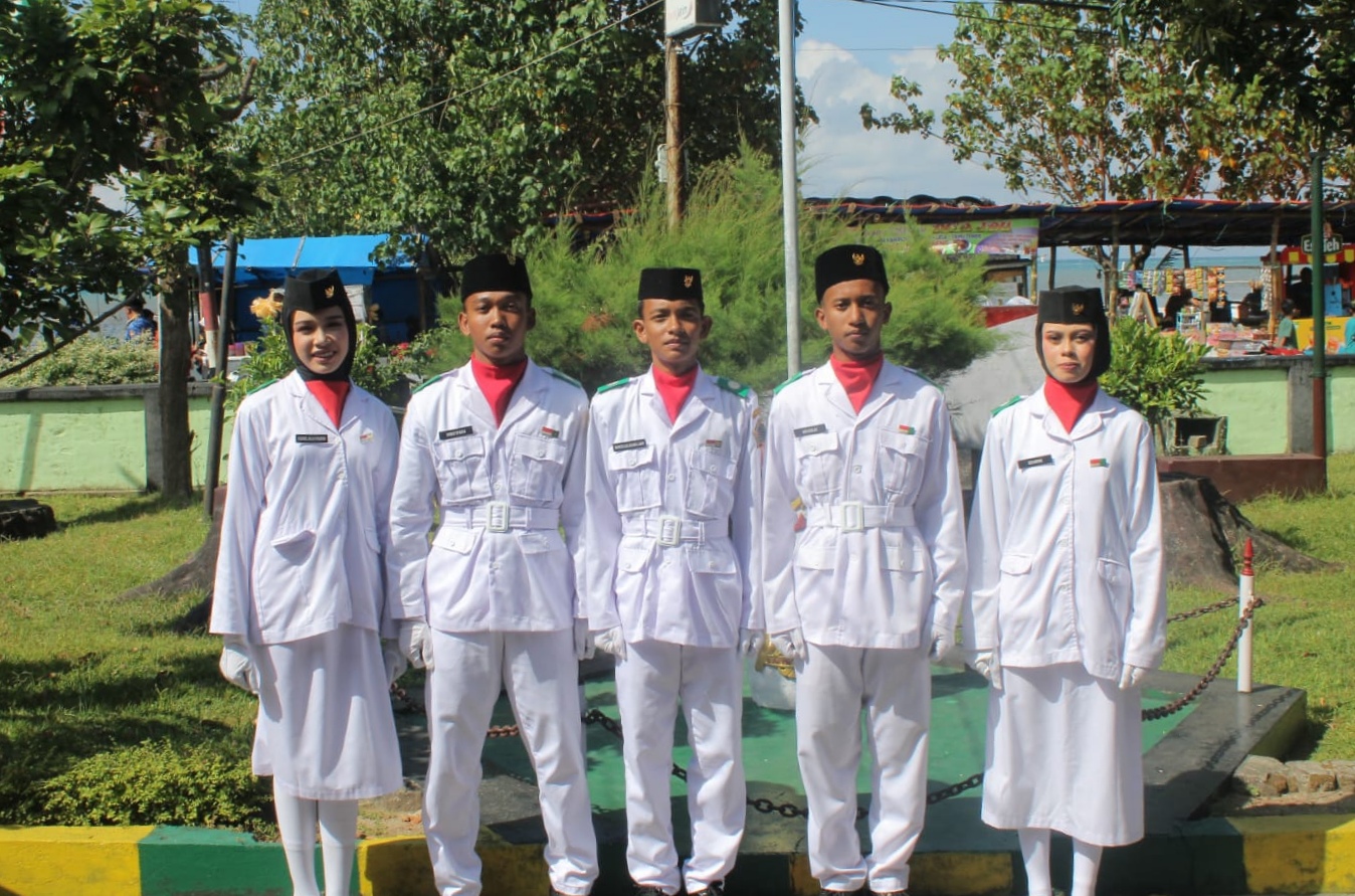 Lima Siswa SMK Muhammadiyah 4 Terpilih Jadi Paskibra Sangkapura