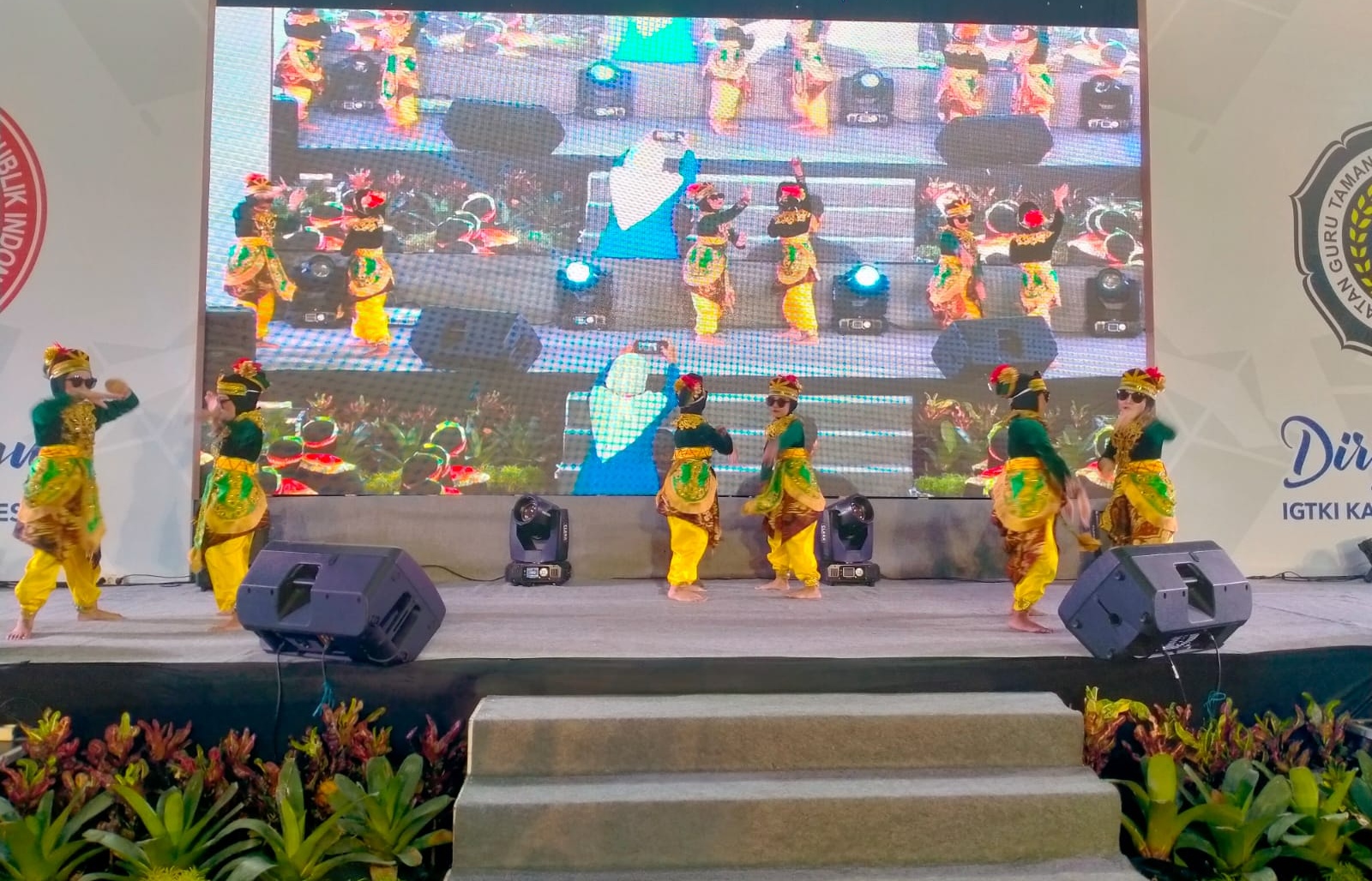 Meriah! Tari Dongklak dari TK Muslimat NU 2 Karangpoh Jadi Pembuka HUT IGTKI–PGRI