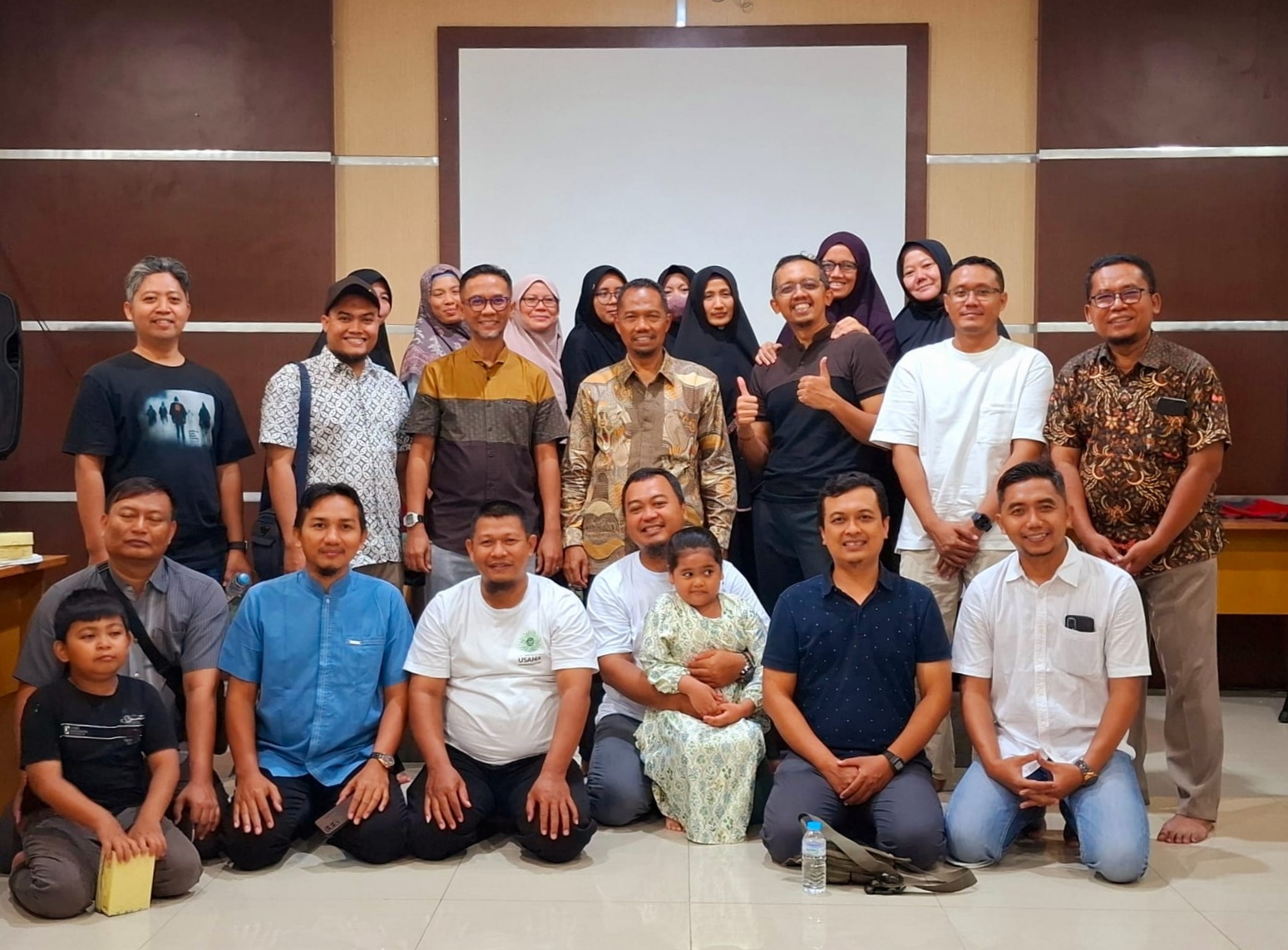 H. Yoyok Legio: Dari Jualan Kacamata Kaki Lima ke Hafara Group