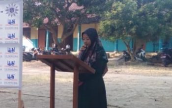MC dan qori Kajian Ahad Pagi Ulin Nuha PCM Puncu diborong siswa MTsMuhammadiyah 1 Pare. Natasya, siswi kelas VII mengendalikan acara sebagai MC. Dan Ahmad Khaizuran Aska Setiawan, siswa kelas VIII menjadi qori