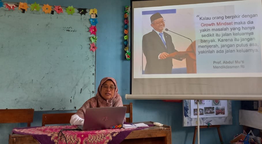 Diseminasi Pembelajaran Mendalam Menuju Growth Mindset