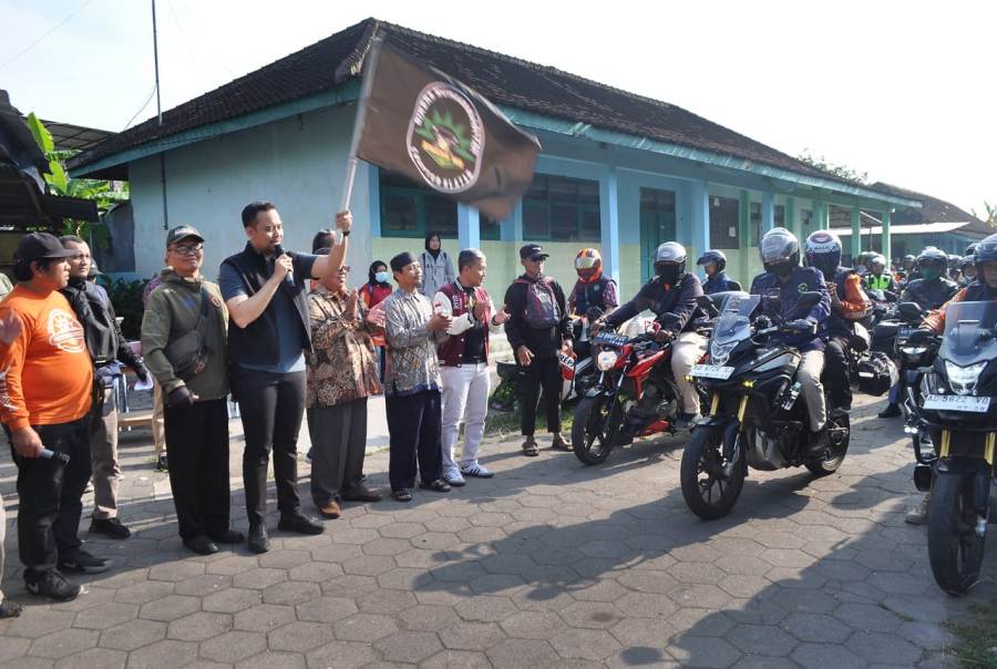 Semarak Touring Kemerdekaan Bikersmu Klaten ke Pantai Klotok