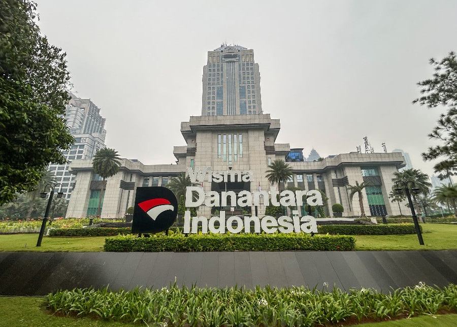 BUMN Bubar, Danantara Bersinar