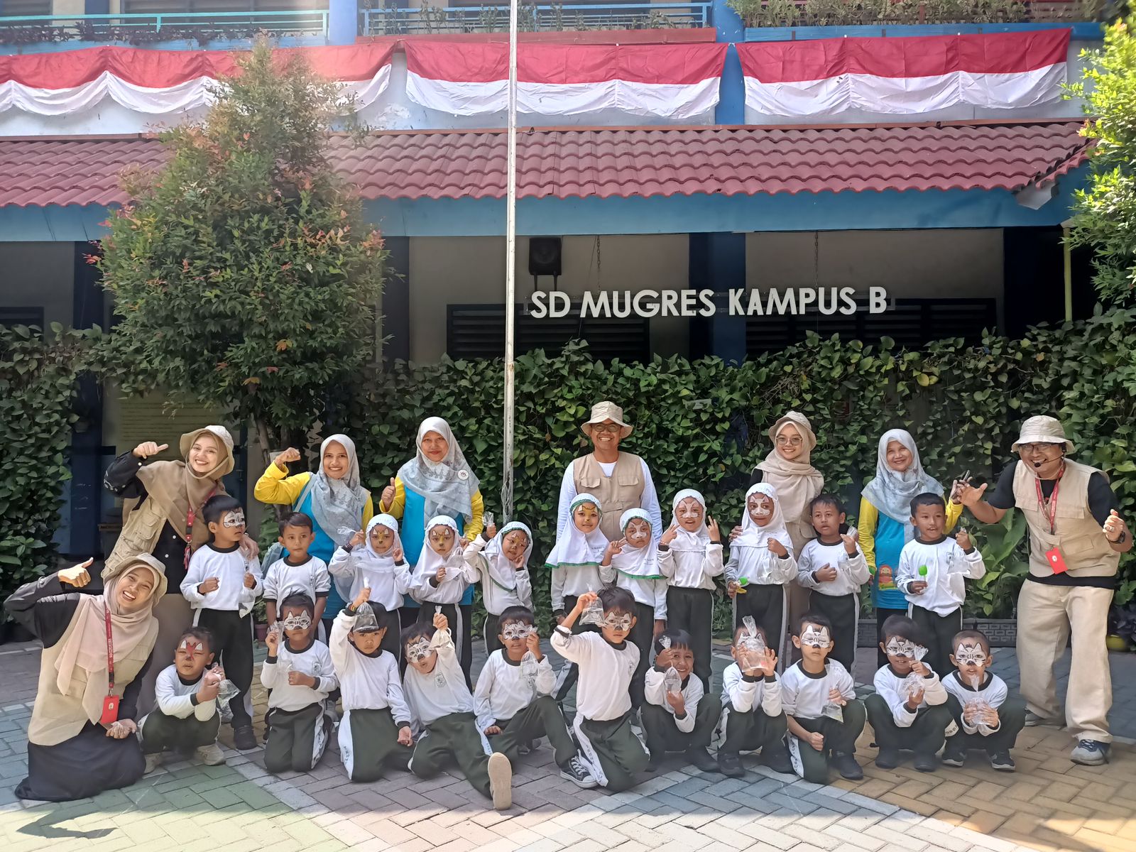 Siswa TK Muslimat NU 1 Kebungson Kunjungi SD Mugres, Bisa Melukis Wajah