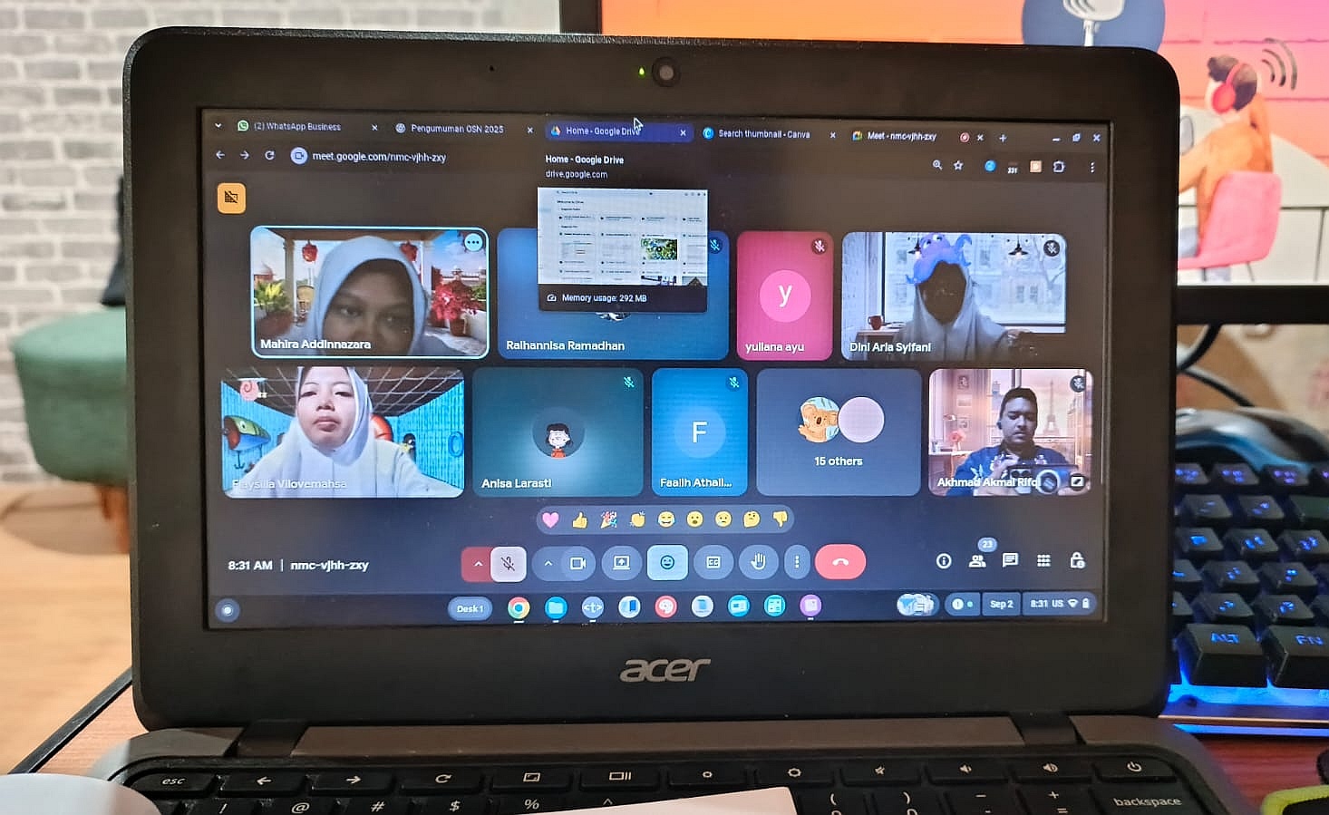 Sekolah Sepi, Layar Ramai: Filter Unik Warnai Kelas Daring Smamsatu