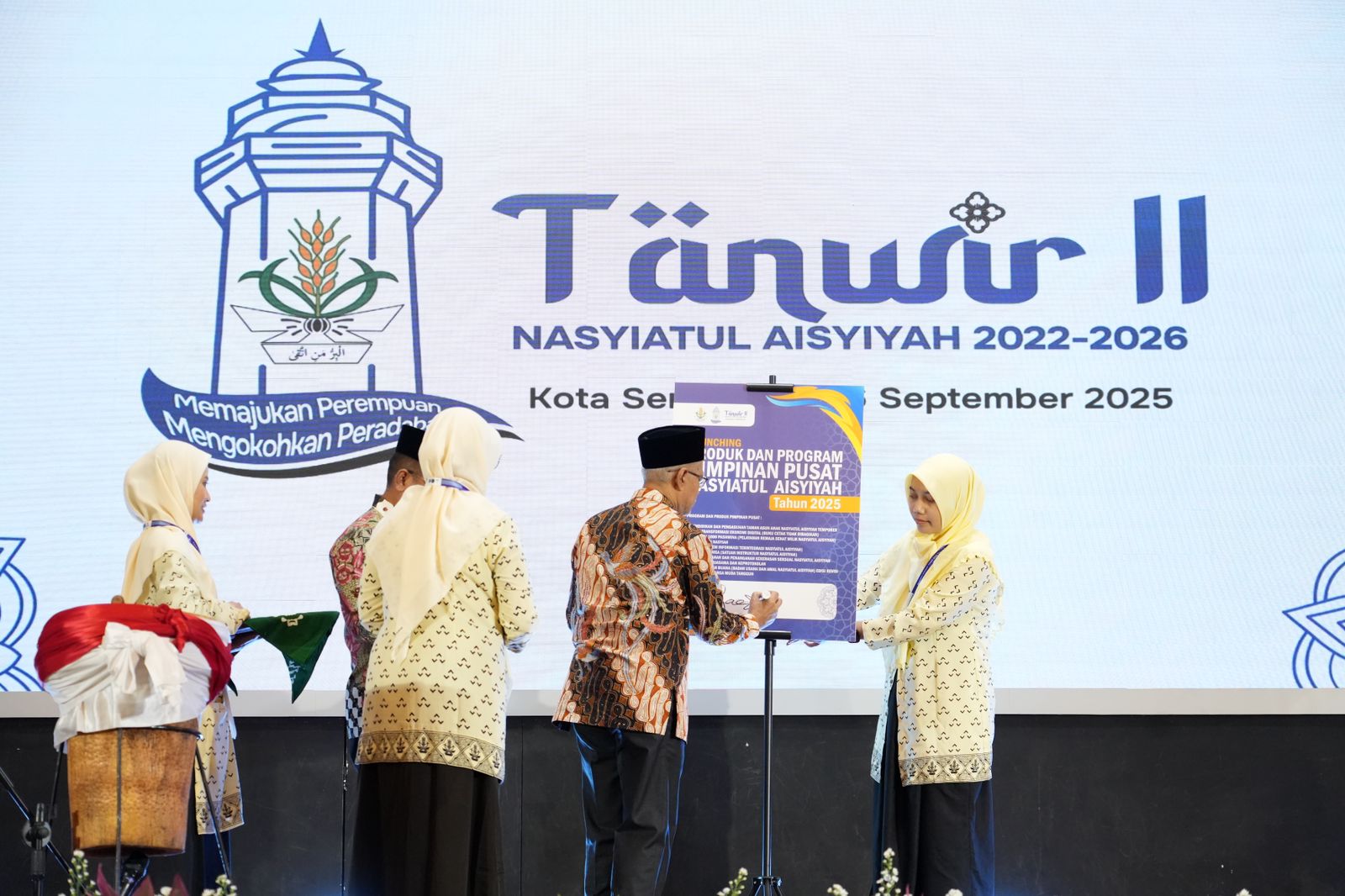 Haedar Nashir Ajak Kader Nasyiah Perkuat Spirit Kebangsaan dan Keagamaan