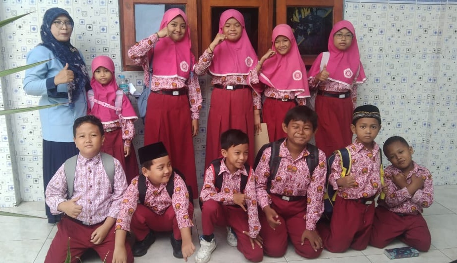 Dari Desa ke Provinsi: 9 Siswa MI Mutwo Tembus Semifinal KSNR 2025