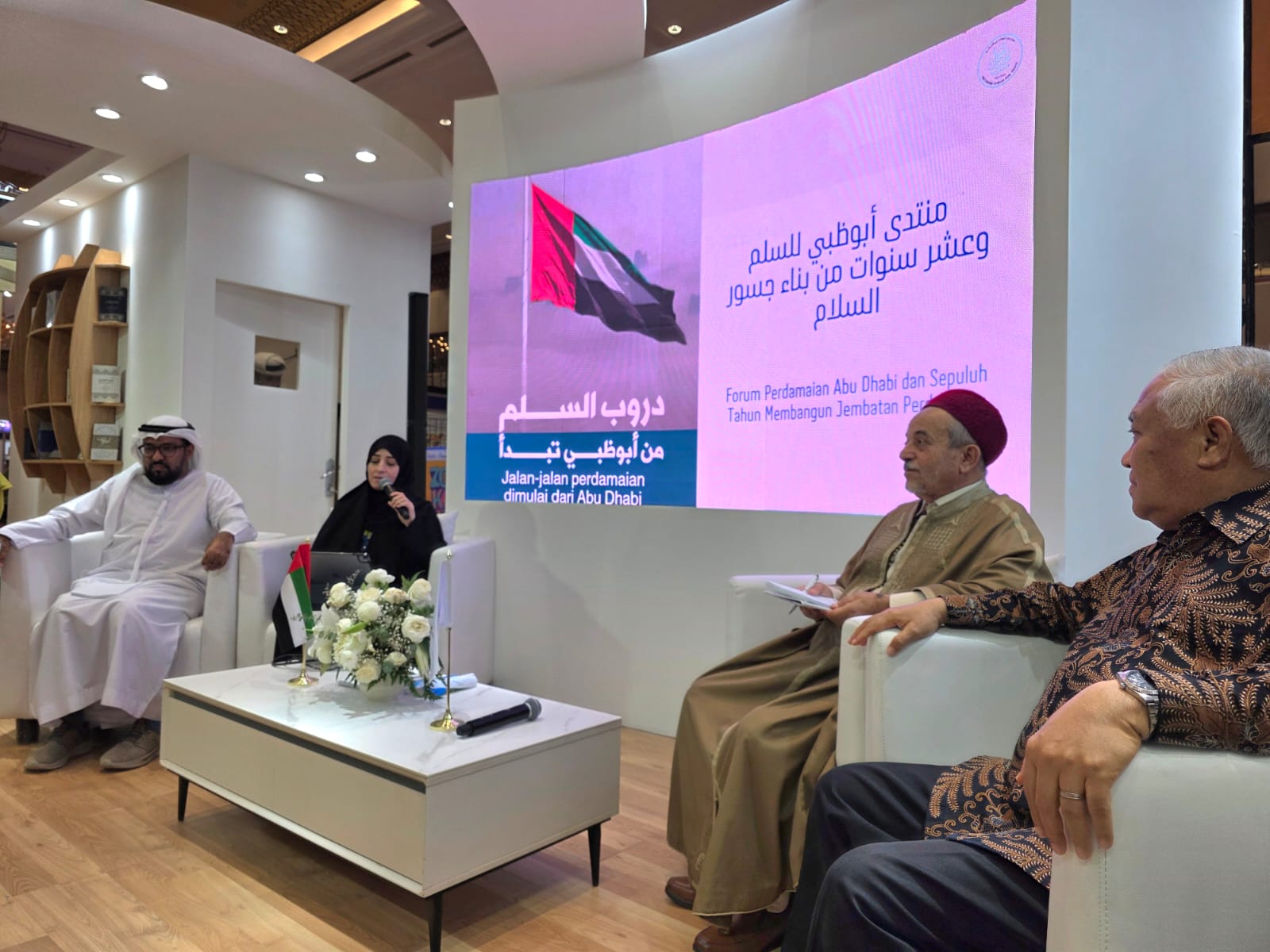 Forum Abu Dhabi Jadi Jembatan Dialog Perdamaian Global