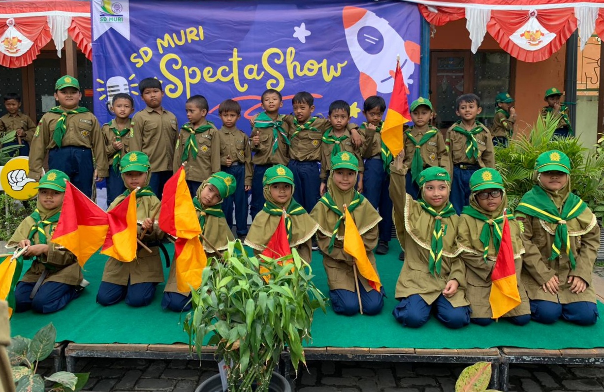 Spekta Show SD Muri Gresik, Ajang Panggung Kreativitas Siswa