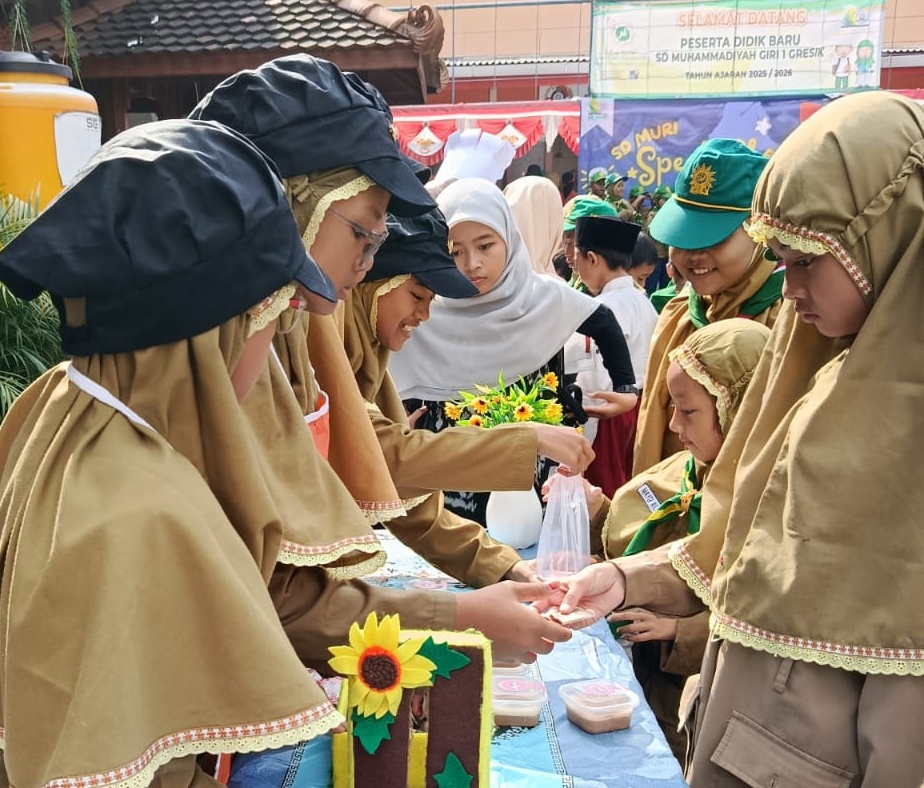 Pasar Mini di SD Muri: Kelas Bisnis Nyata
