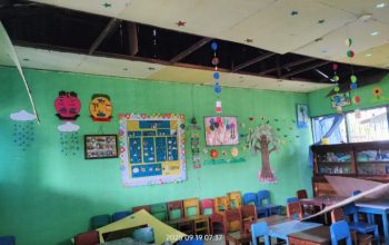 Gempa Nabire Provinsi Papua Tengah berkekuatan M 6,6, TK ABA 2 dan SD Muhammadiyah alami kerusakan. Sebagian besar plafon atap TK ABA 2 rusak berat. Gedung SD Muhammadiyah juga retak